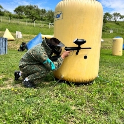 PAINTBALL - VOPSEȘTE-ȚI ADVERSARII ÎN CULORI!