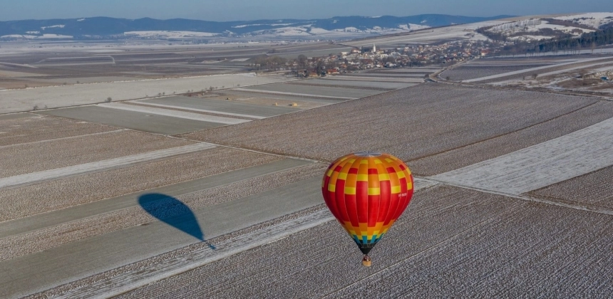 HŐLÉGBALLONNAL HÁROMSZÉK FÖLÖTT