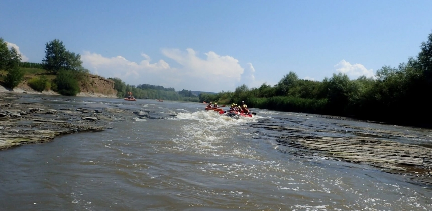 RAFTING PE MUREȘ