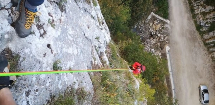 AVENTURĂ VERTICALĂ: TESTEAZĂ-ȚI LIMITELE!