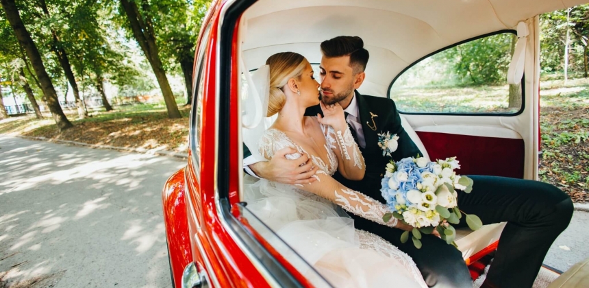 ÎNCHIRIERE VW BEETLE DE EPOCĂ PENTRU SESIUNE FOTO (DE NUNTĂ)