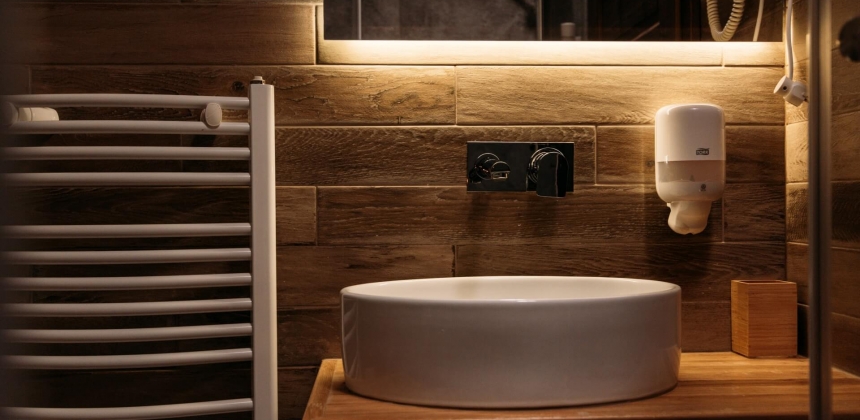 NATURĂ, WELLNESS ȘI MESE INCLUSE – RELAXARE COMPLETĂ ÎN MUNȚI