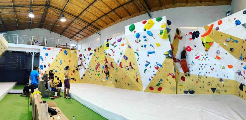 PRIVÁT MÁSZÓKALAND AZ ADRENALIN CLIMBING GYMBEN – CSOPORTOKNAK