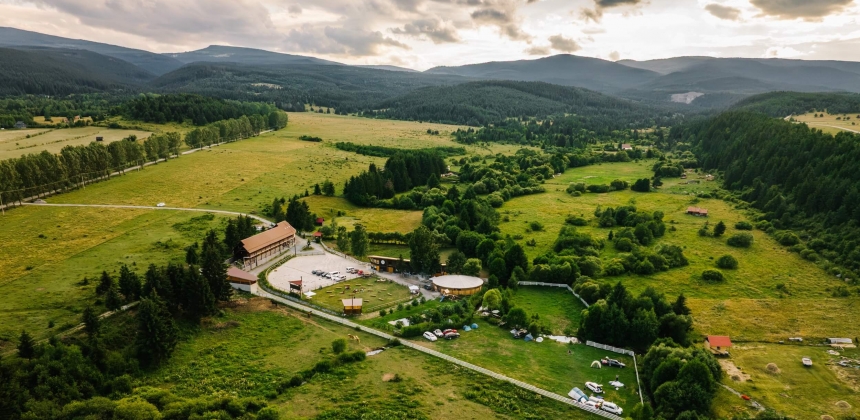 CAMPING LA POALELE HARGHITEI